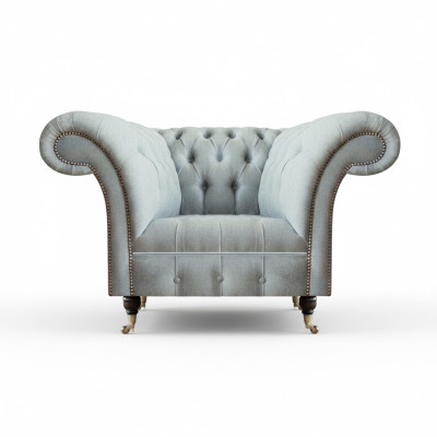 Sillón gris claro Chesterfield, muebles de asiento tapizados modernos para la sala de estar.