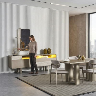 Consola de madera beige elegante con espejo elegante