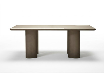 Elegante mesa de comedor moderna