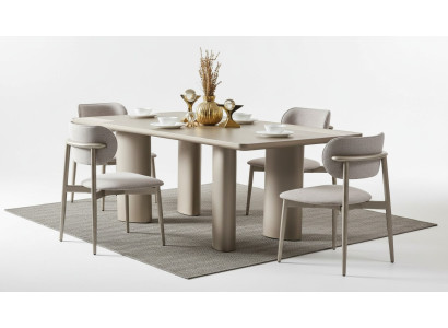 Mesa de comedor elegante en beige con patas de madera y 4 sillas de tela