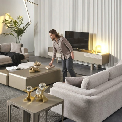 Mueble de televisión moderno en madera beige