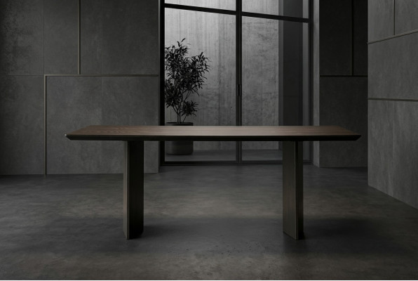 Mesa de comedor elegante en bronce cálido para hogares modernos