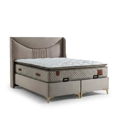 La cama con colchón de estilo moderno embellecerá cualquier dormitorio.