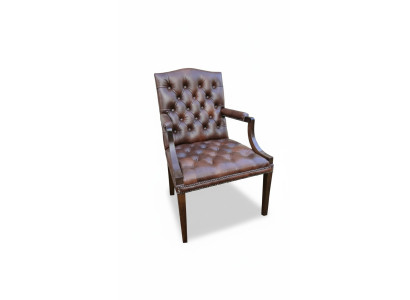Trono antiguo de imitación de sillón Chesterfield del rey 1500 silla de caballero sofá.