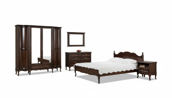 Muebles de estilo italiano: cama, mesitas de noche, armario, cómoda, espejo, completo.
