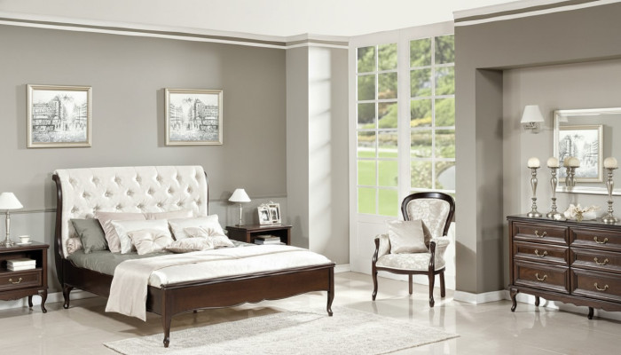 Dormitorio completo Cama Matrimonial Mesitas de Noche Cómoda Sillón Chippendale Real