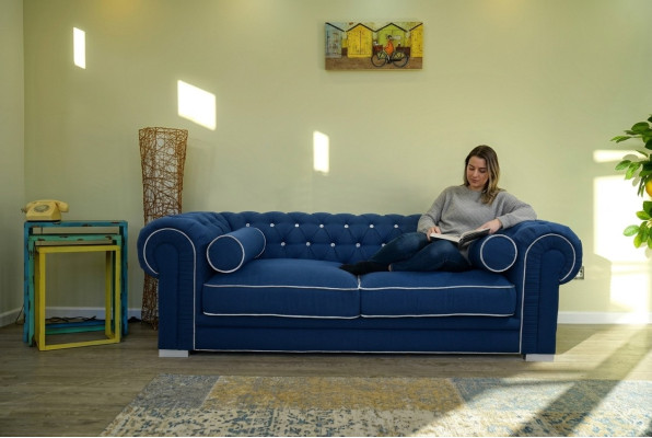 Sofá Chesterfield de 3 plazas, sofá de diseñador tapizado.