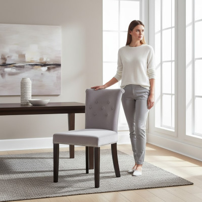 Silla de diseñador de lujo Chesterfield tapizada en silla de comedor y salón.