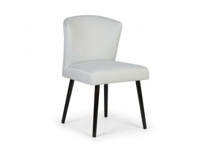 Silla de diseño de lujo con tapizado de butaca nueva para sala de estar o comedor.